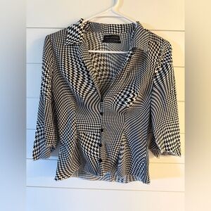 Urban Outfitters Black & white top Size SP